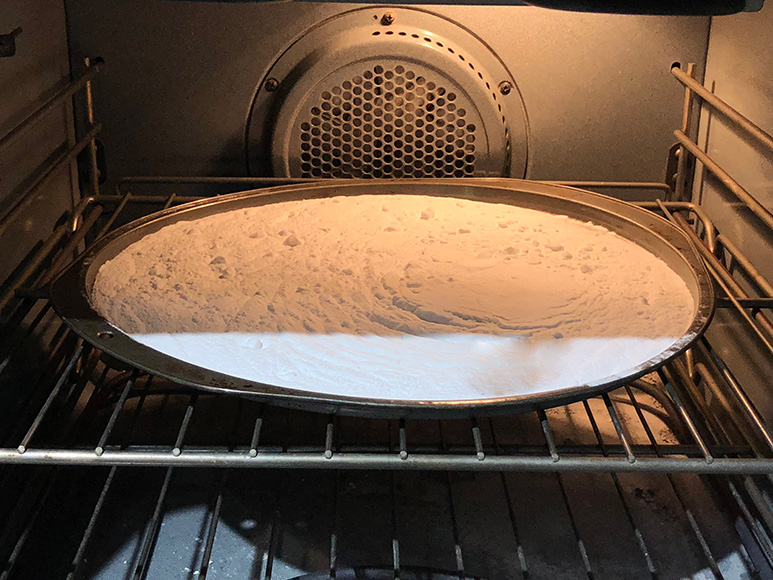 baking-soda-in-oven